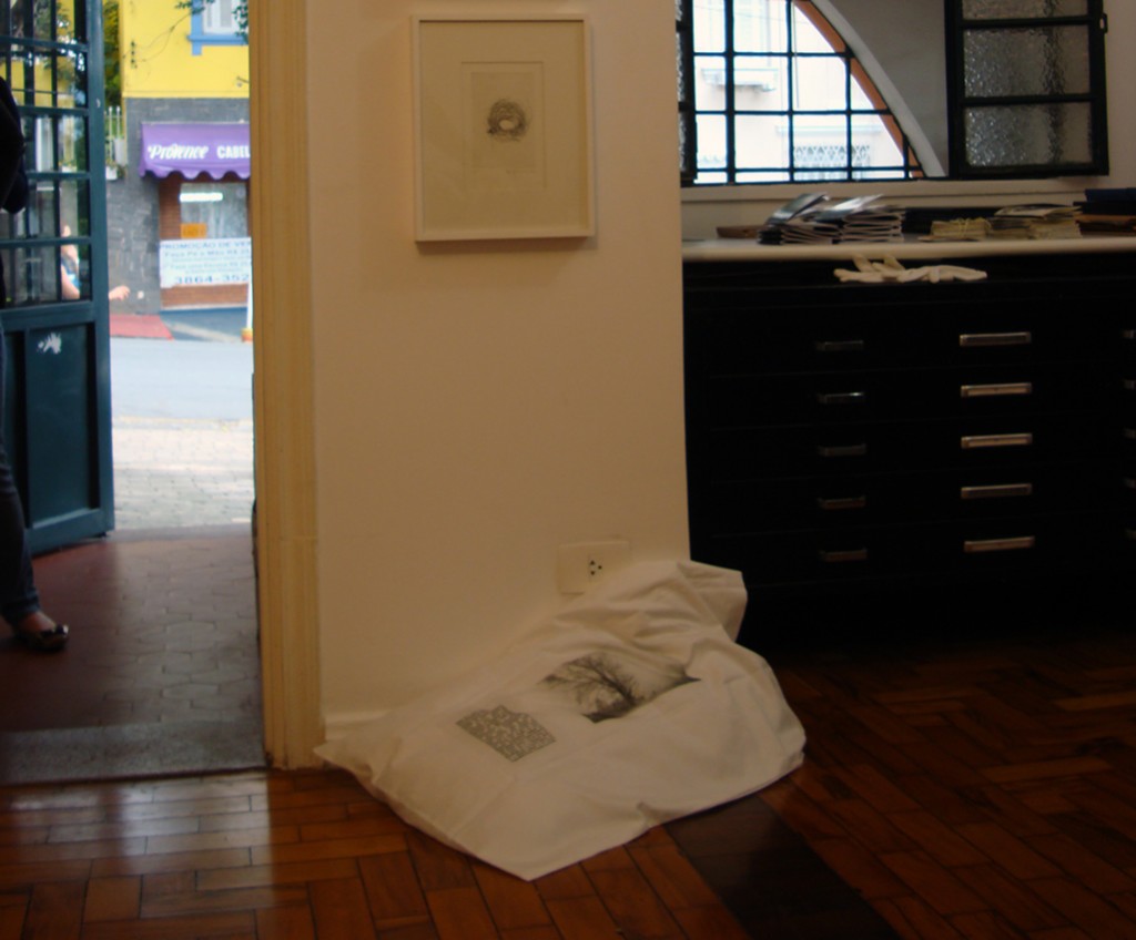 1/10 - Galeria Gravura Brasileira Rua Dr. Franco da Rocha, 61 Perdizes São Paulo, SP 05015-040 1/10 - Galeria Gravura Brasileira Rua Dr. Franco da Rocha, 61 Perdizes São Paulo, SP 05015-040